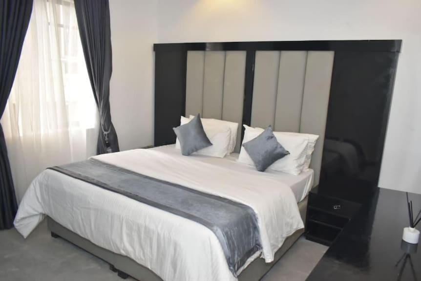 Jada Hotel And Suits Lagos Kültér fotó