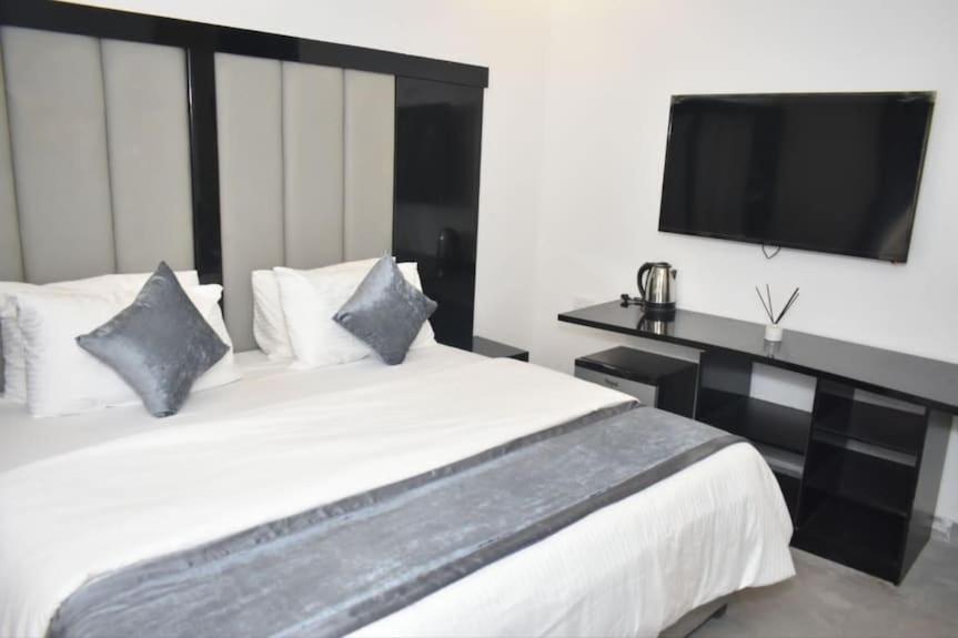 Jada Hotel And Suits Lagos Kültér fotó
